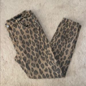 BLANKNYC Leopard Skinny Jeans. The Reade Crop.